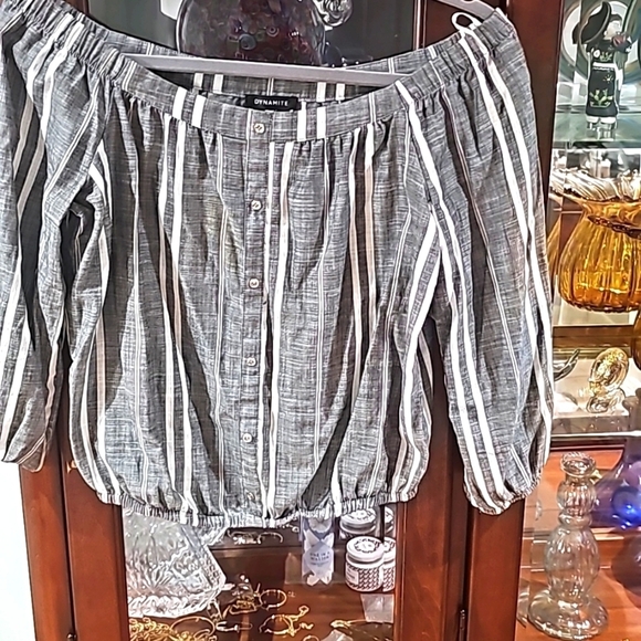 Dynamite Off The Shoulders Top Gray/white stripes size xs - Picture 6 of 10